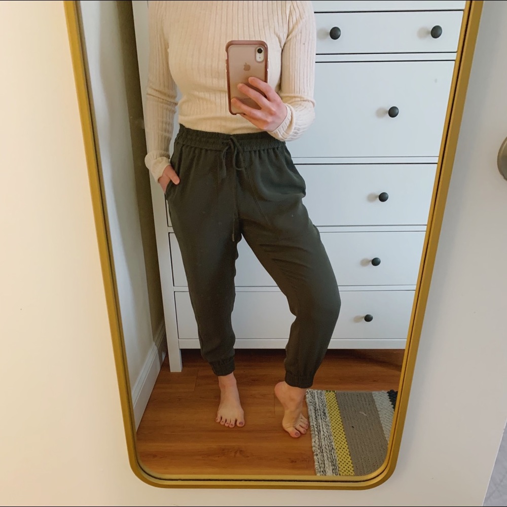 Ann Taylor | Olive Jogger Trousers